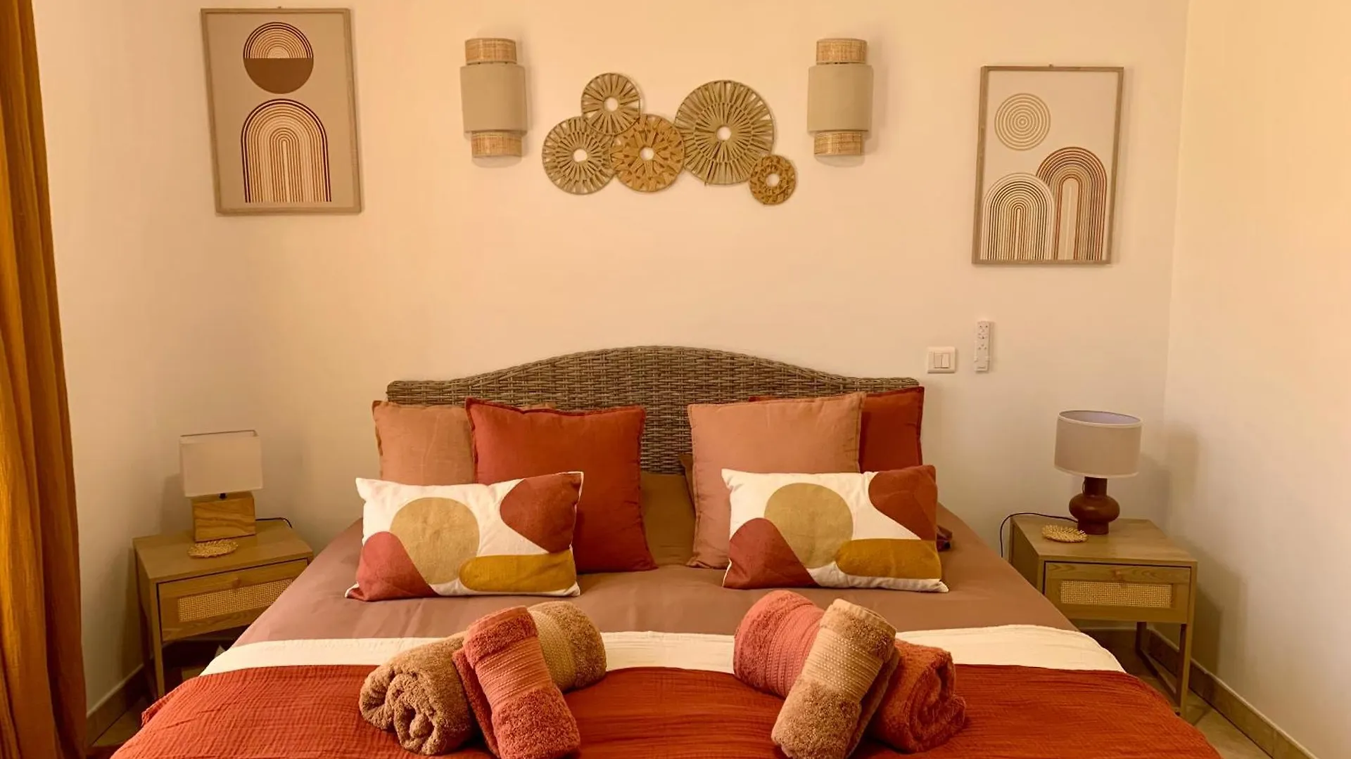 Couette-café Villa Fiora Chambre Martigues France